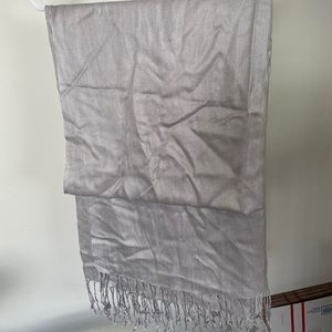 pashmina silver scarf with tassels
